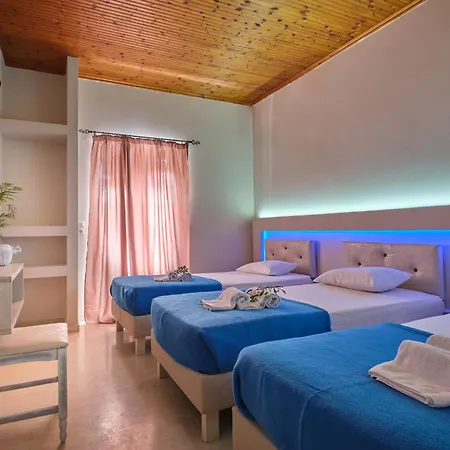 Savvas (adults Only) מלון