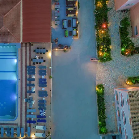 Savvas (adults Only) Otel 3*