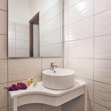 Savvas (adults Only) 라가나스