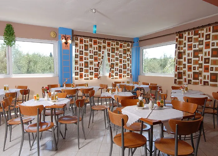 Savvas (adults Only) Hotell 3*